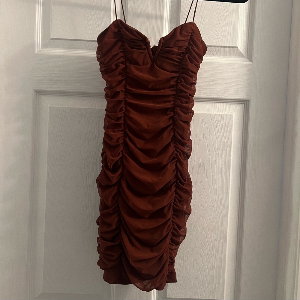 Red rouched dress size 6 Princess Polly